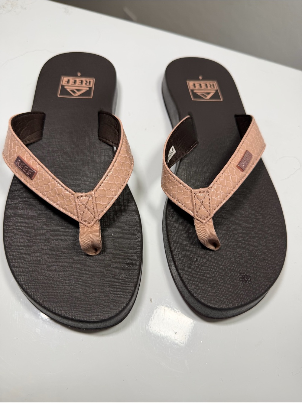 REEF Nude Snakeskin Dark Brown Cushion Flip Flop Sandals Size 6